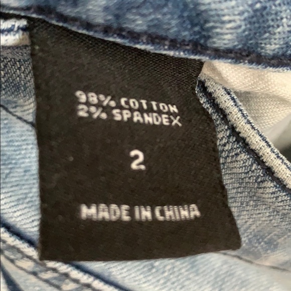 LONDONJEAN Ripped Shorts - Picture 4 of 5